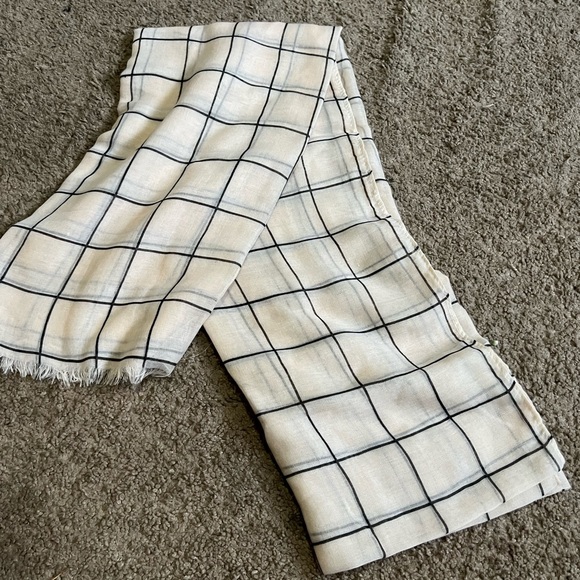 Rachel Pally scarf never worn - Picture 3 of 4